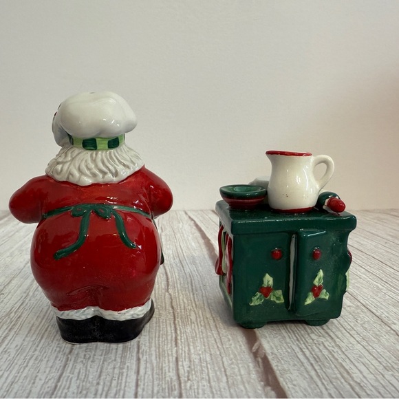 2005 Fitz And Floyd SANTA’S KITCHEN Ceramic Salt & Pepper Shakers NOT USED - Picture 12 of 15
